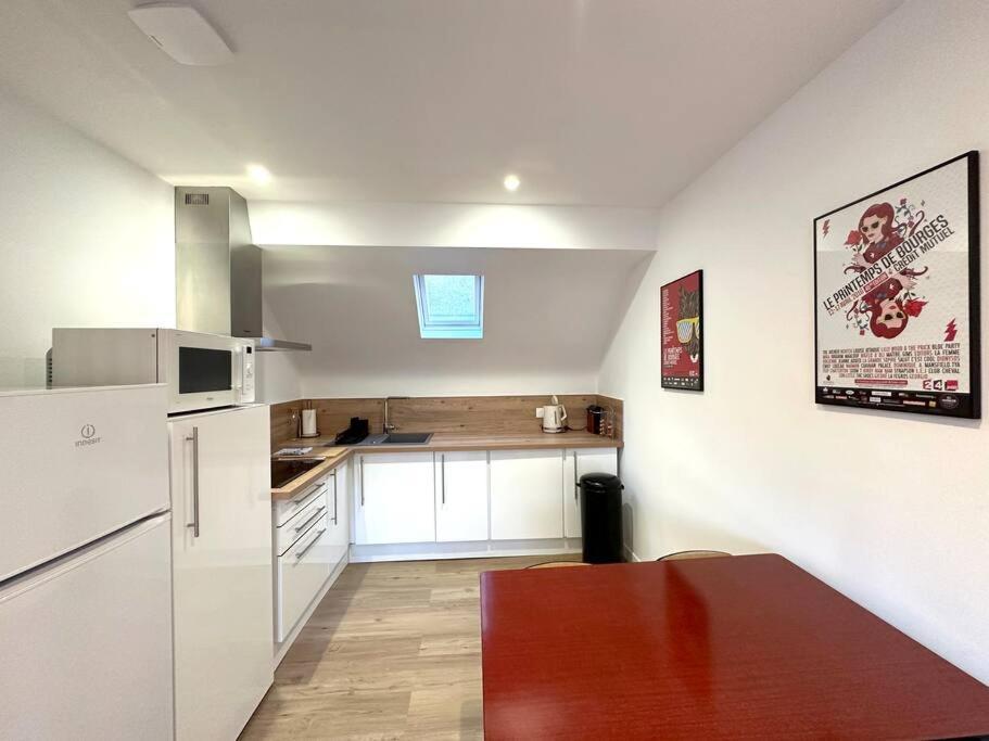 Apartamento Chez Margaux Et Oscar Bourges Exterior foto